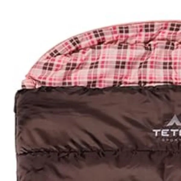 Half-circle hood with drawstring keeps your pillow clean and head warm.